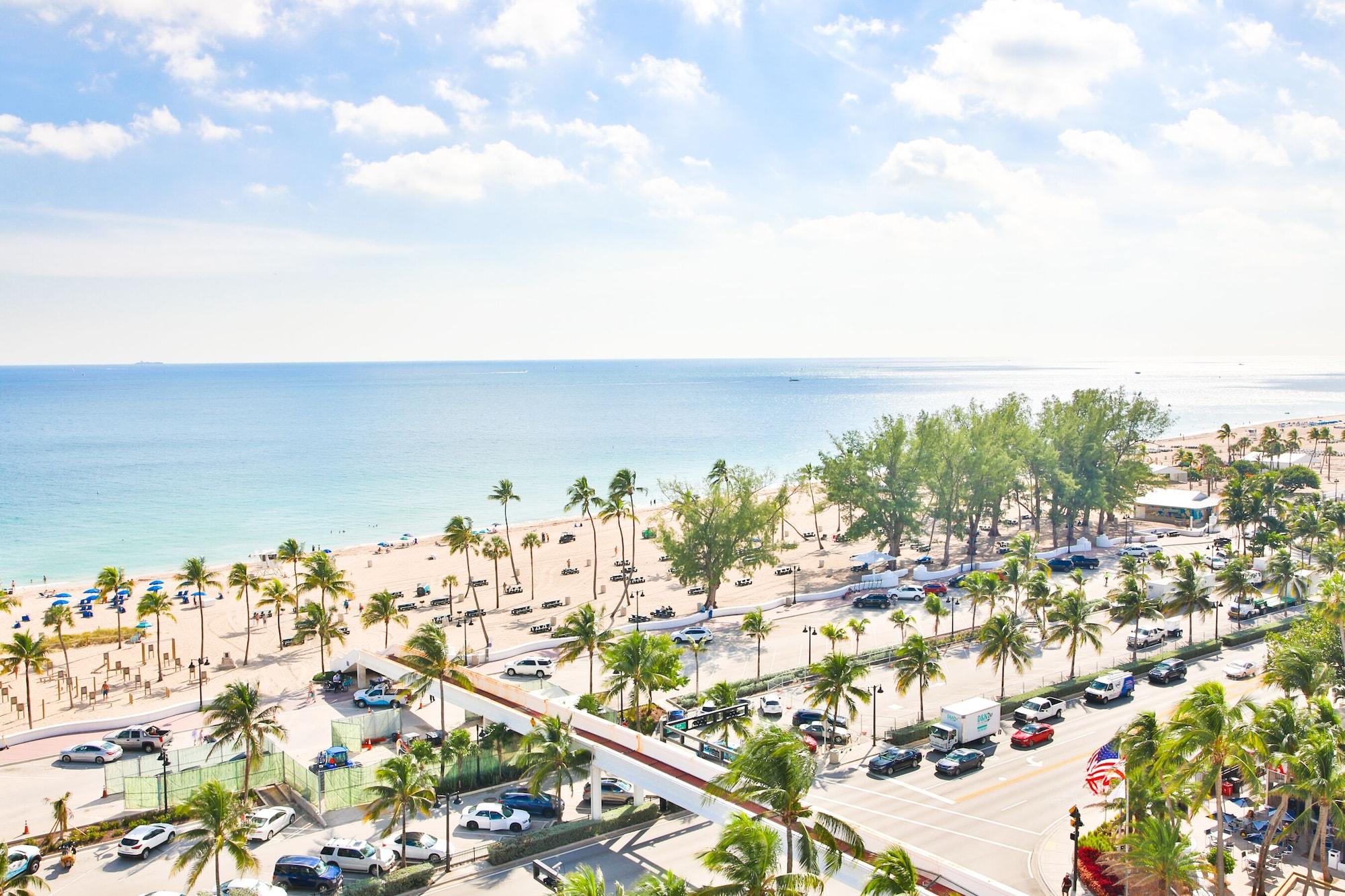 Bahia Mar Fort Lauderdale Beach - Doubletree By Hilton Exterior photo